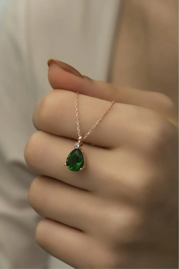 Collier Argent 925 avec Zircone Verte : Bijou Femme Pendentif Goutte 45cm