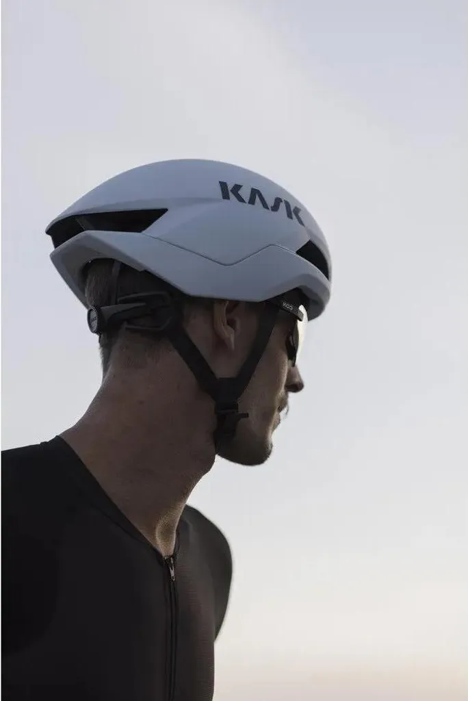 Casque Nirvana White Matt M : Protection Cyclisme Design Mat de Qualité - 5