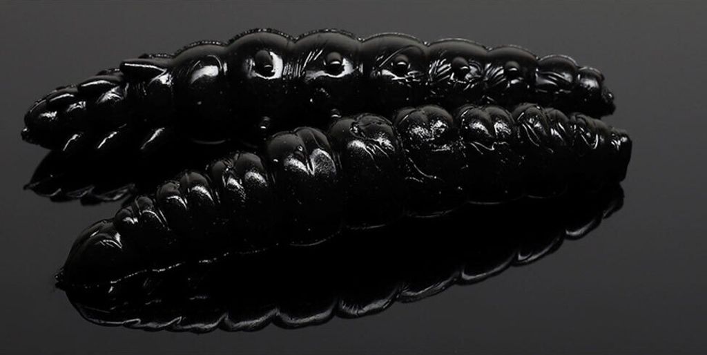 Libra Lures Larva Knoblauch 4.5cm 040-black