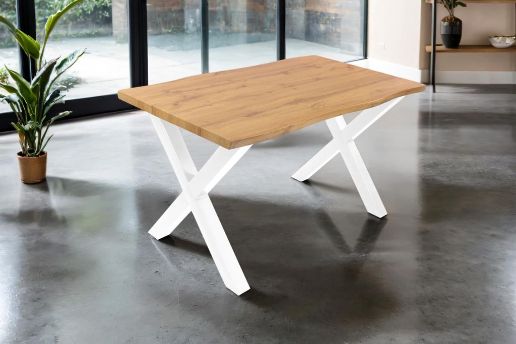 Esstisch Josy | 140 x 80 cm | Holz Wildeiche-Optik | X-Gestell Metall weiß | 40 mm Tischplatte mit Baumkante | Tisch für Esszimmer & Küche