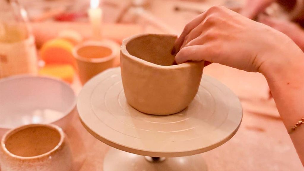 Jochen Schweizer Malen & Töpfern Düsseldorf; Erlebnis verschenken oder selbst erleben; Gutschein gültig für 1 Person