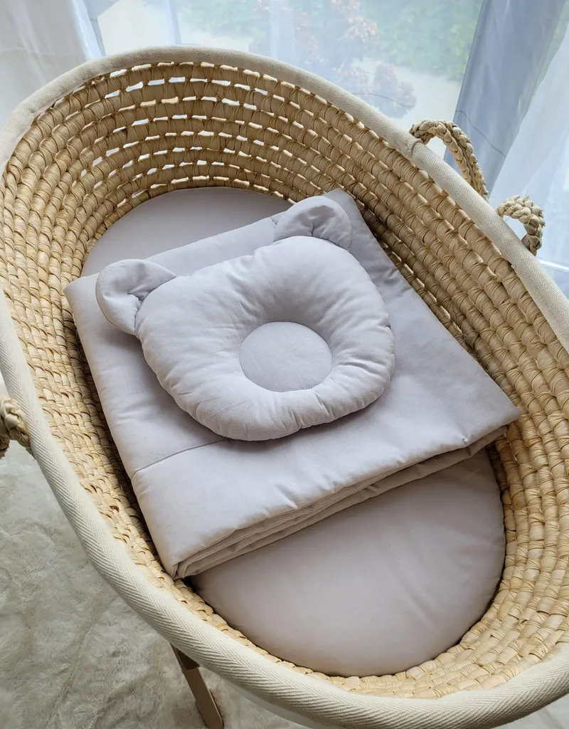 Set de lit bébé 2 pièces gris idéal pour berceau avec coussin ours doux - 4