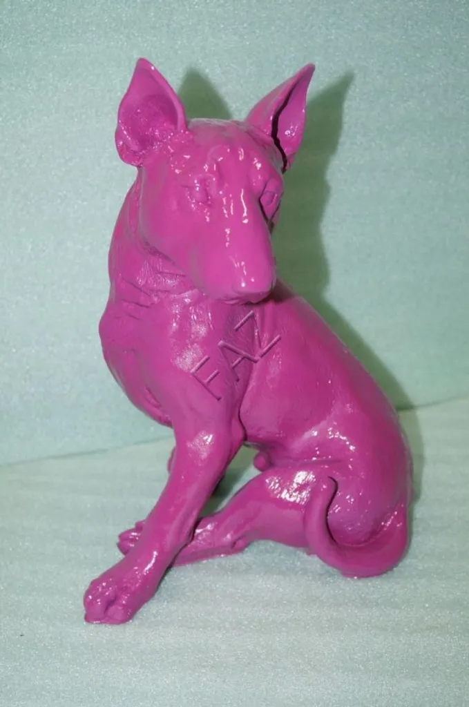 Statue Chien Déco : Donnez du Style à un Intérieur Trop Simple c636
