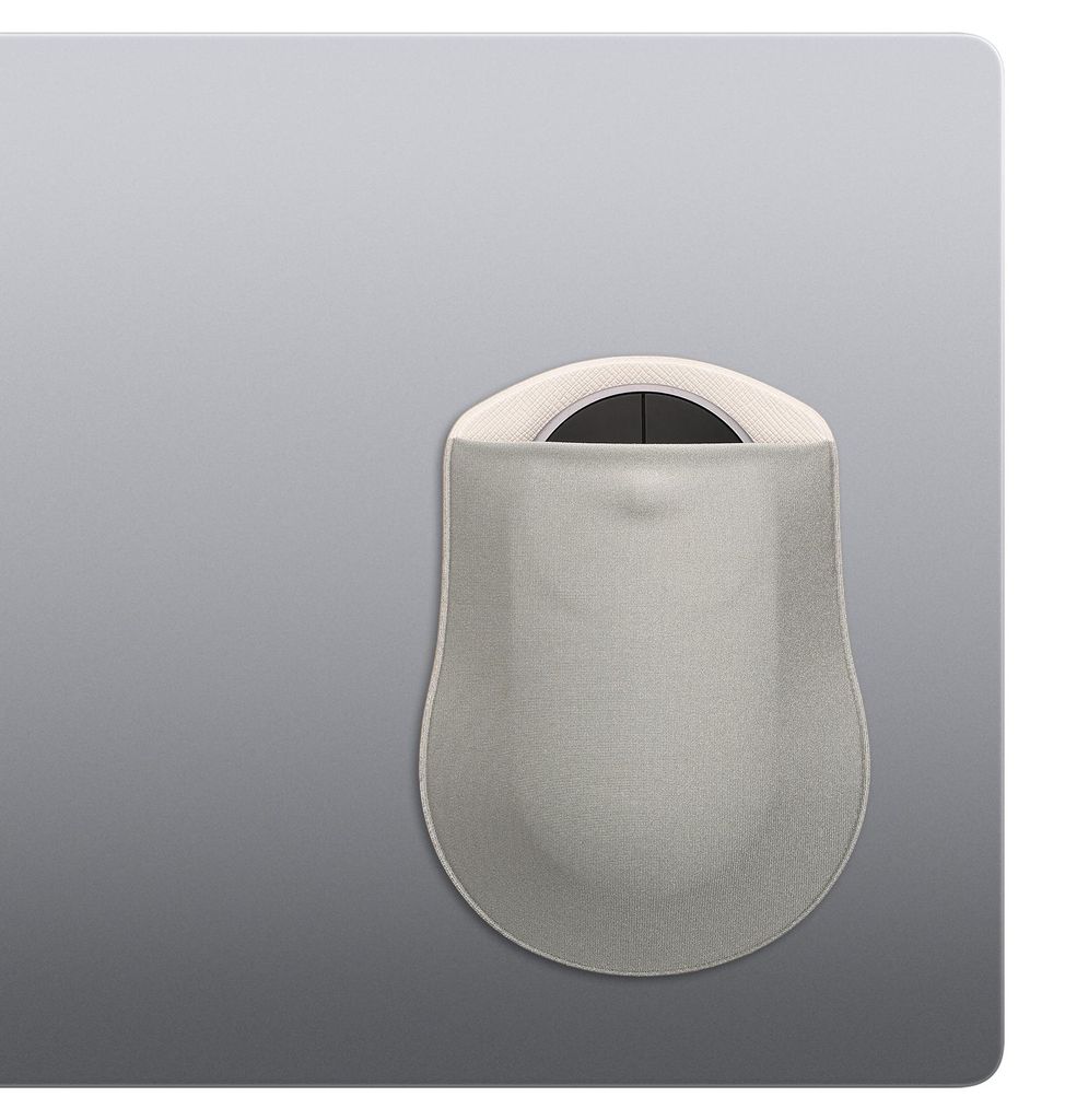 kwmobile Stick-on Halterung für Apple Magic Mouse / Logitech Pebble / Samsung Mouse Slim Halter - Mouse Aufbewahrung für Laptop Tablet - Pouch für