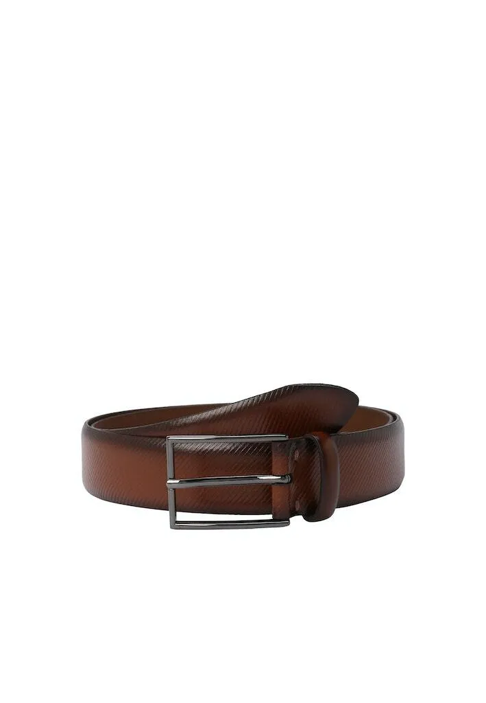Look Impeccabile con LLOYD Pelle Cintura W100 Cognac Marrone