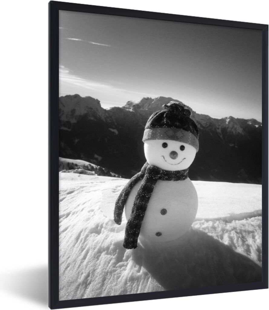 MuchoWow MuchoWow Gerahmtes Poster Schneemann mit Blick auf die Landschaft in der Weihnachtszeit - schwarz-weiß 60x80 cm - Poster mit zchwarze...