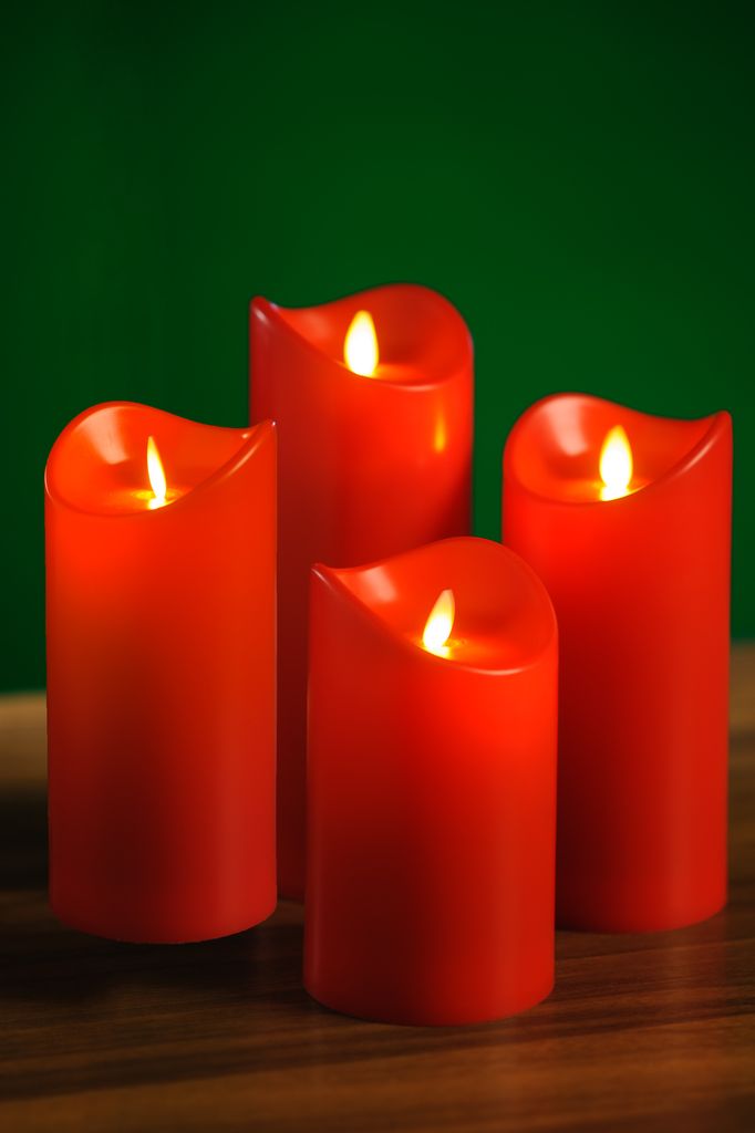Künstlicher Adventskranz mit Lichterkette und 4 LED Kerzen Produktbild 5
