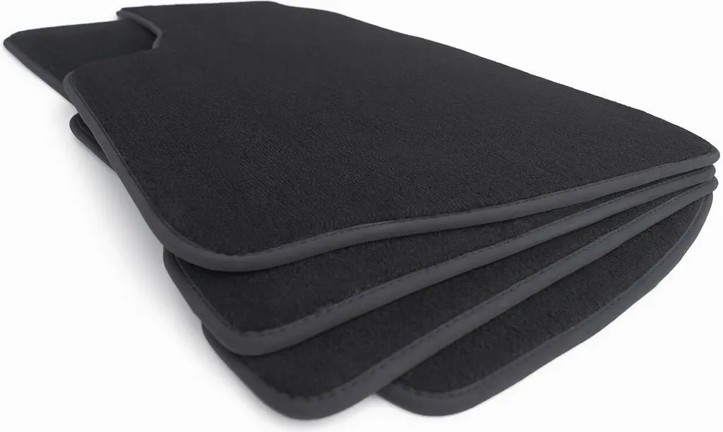 Tappetini su Misura VW Golf 1 Cabriolet 1979-1993 - Nero 4 Pezzi