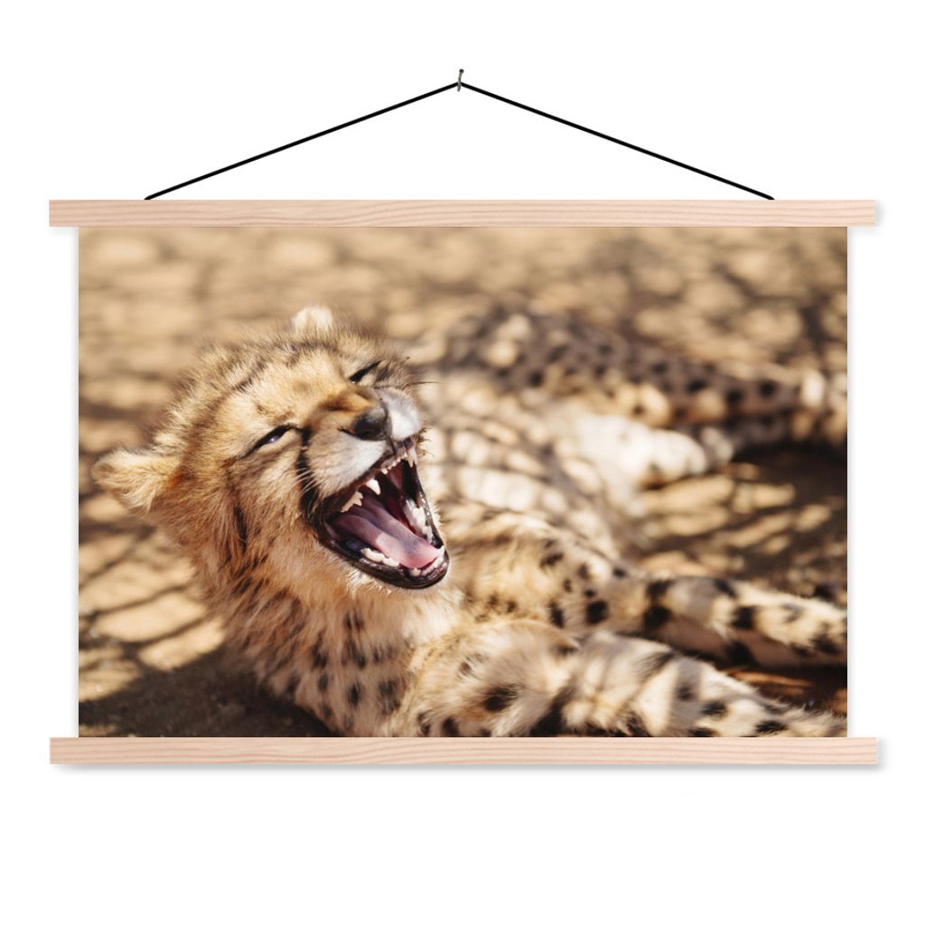 MuchoWow Textilposter Gepard - Tier - Nahaufnahme 120x80 cm mit holzfarbenen Rahmen - Aufhängeset