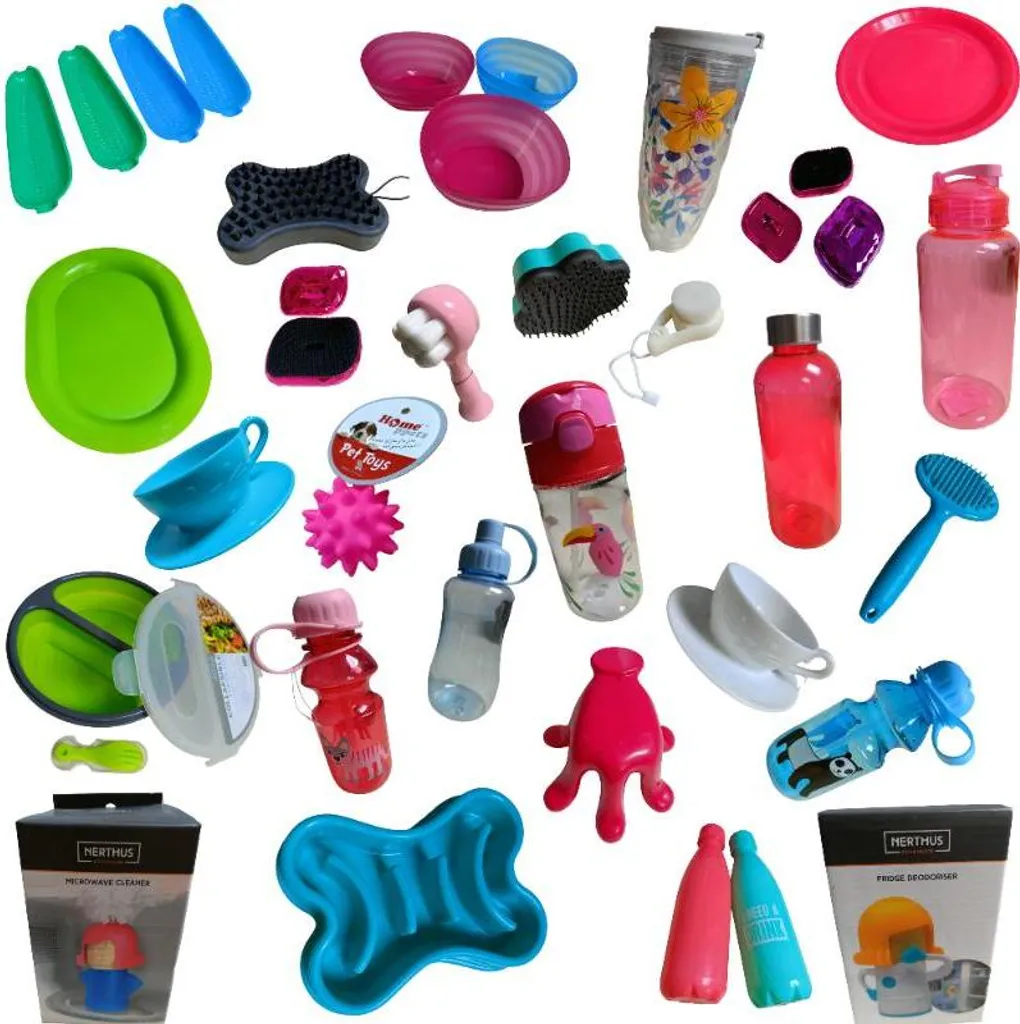Set de 60+ Accessoires Animaux : Jouets, Bouteilles et Récipients