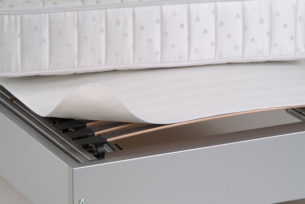 BNP Bed Care pro-lux Matratzen-Unterlage - Maße: 120 cm x 60 cm; 2695