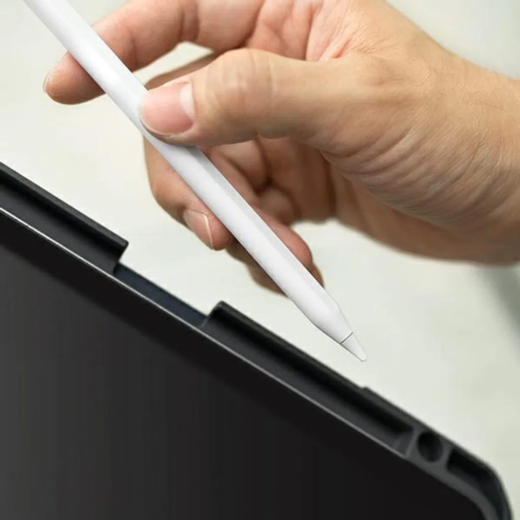 Custodia Uniq Trexa iPad Air 10.9 Rossa: Stile e Igiene Antimicrobica - 6