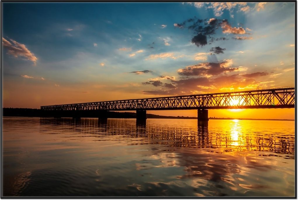 Wallario Wandbild Brücke bei Sonnenuntergang, Größe: 61 x Produktbild 