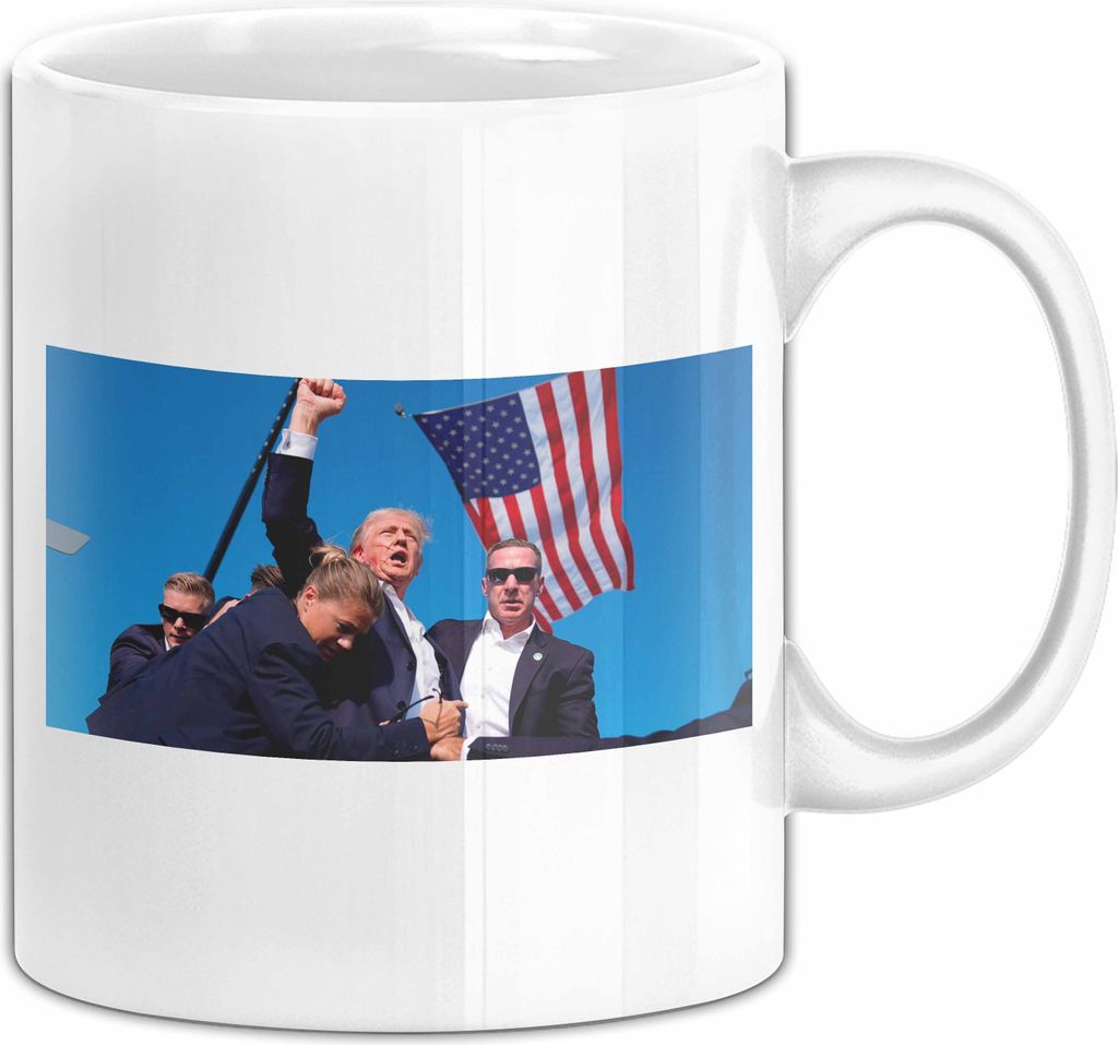 Donald Trump Tasse 2024 Angeschossen Schuss USA Wahlen (Weiß)