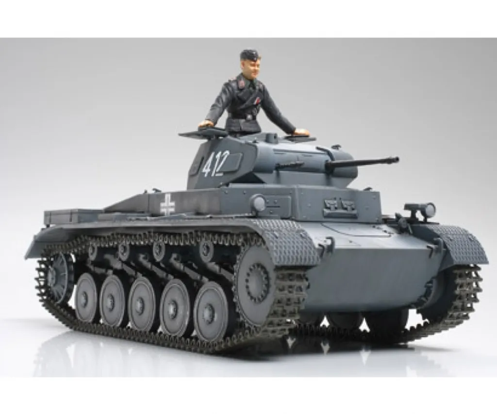 Char Allemand 1:35 Panzer II Tamiya pour Diorama Militaire Historique