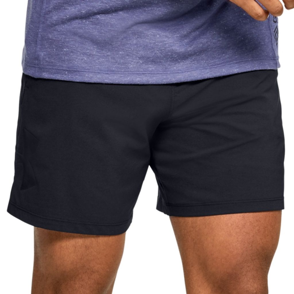 Under Armour Qualifier Speedpocket 7 inch Lineless Shorts - Gr. LG