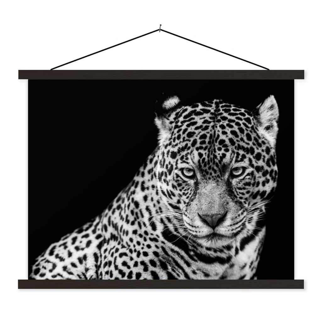 MuchoWow Textilposter Leopard - Tiere - Schwarz - Weiß - Porträt 40x30 cm mit schwarzem Rahmen - Dekorationen
