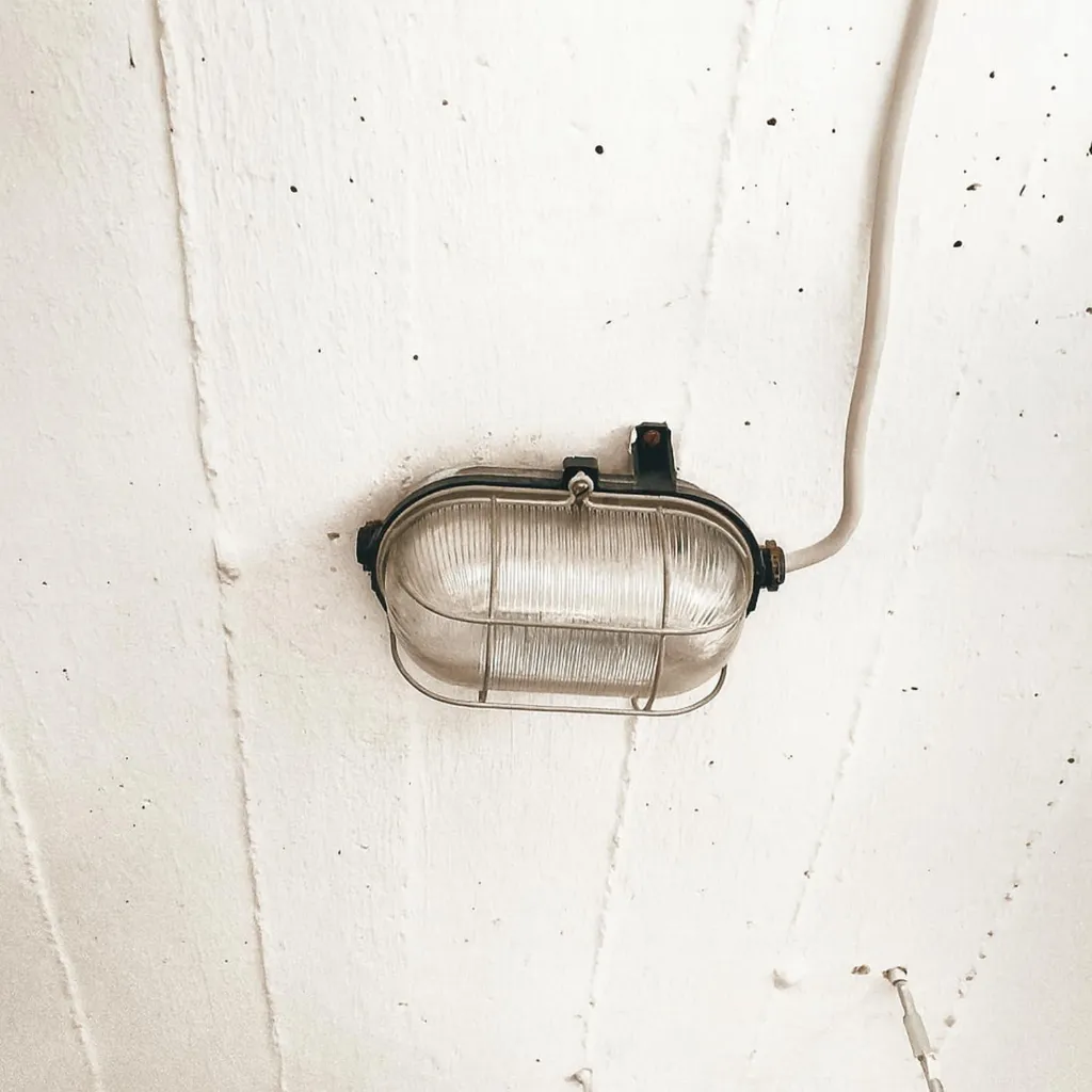 Luce per cantina IP54 E27 I 180mm nero - 5