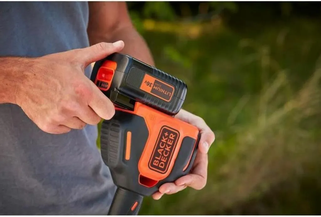Tondeuse 33 cm Pivotante 36V Black & Decker avec PowerCommand - 6