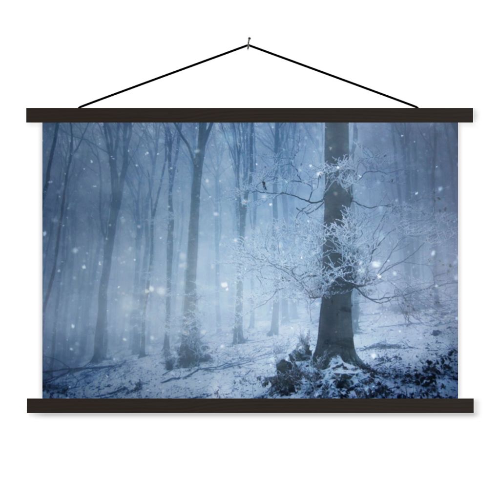 MuchoWow Textilposter Wald - Winter - Schnee 60x40 cm mit schwarzem Rahmen - Hölzernes