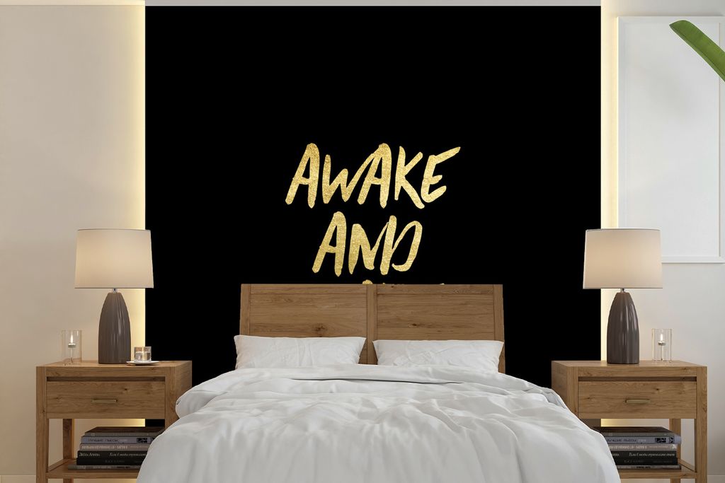 MuchoWow Fototapete für Wohnzimmer oder Schlafzimmer Wandtapete Vinyl Motivtapete Zitat - Kreativ - Gold - Schwarz - 280x280 cm - Hintergrundbild