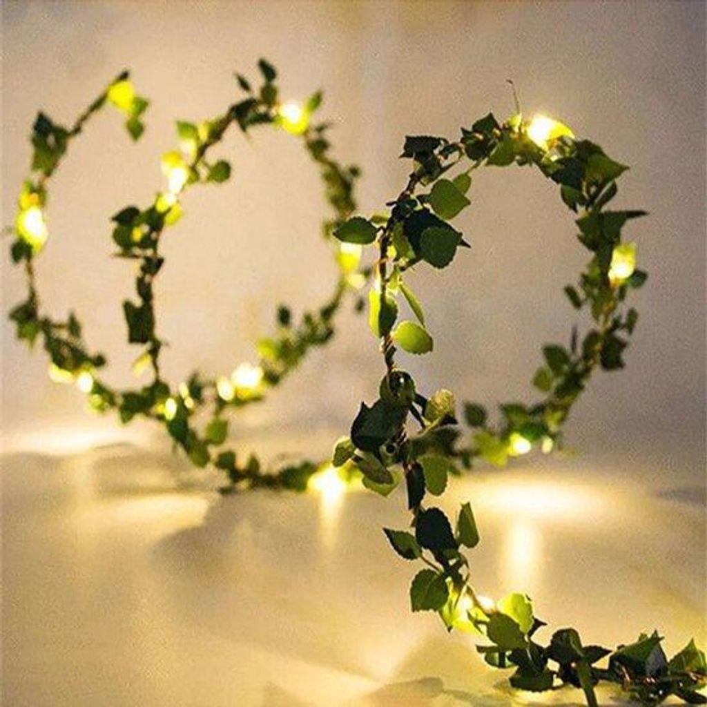 Kunstmatige Blumen, 5 Meter lang, 50 LED Lichtsnoer, für Feierzaal und Hochzeit.
