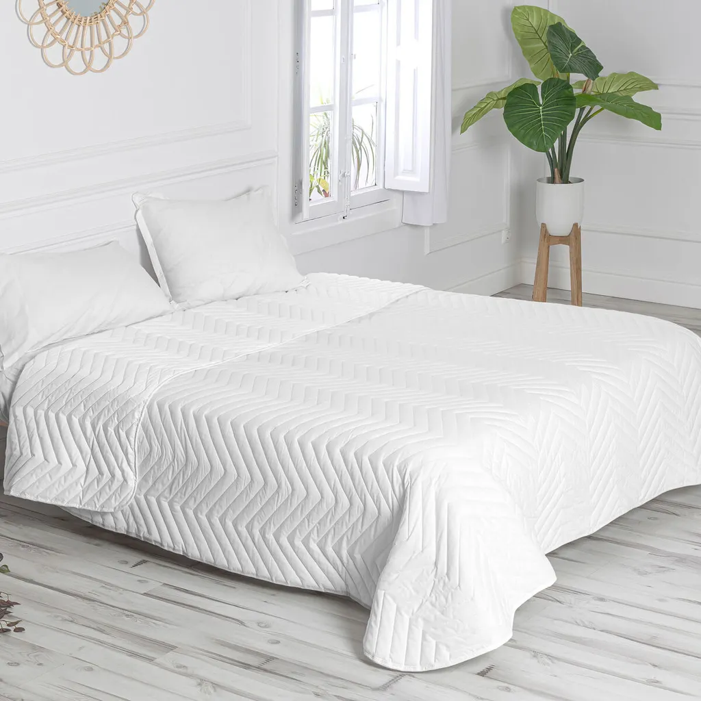 Trapunta HappyFriday Bianco BASIC 180x260 - Ideale per Hotel e B&B - 3