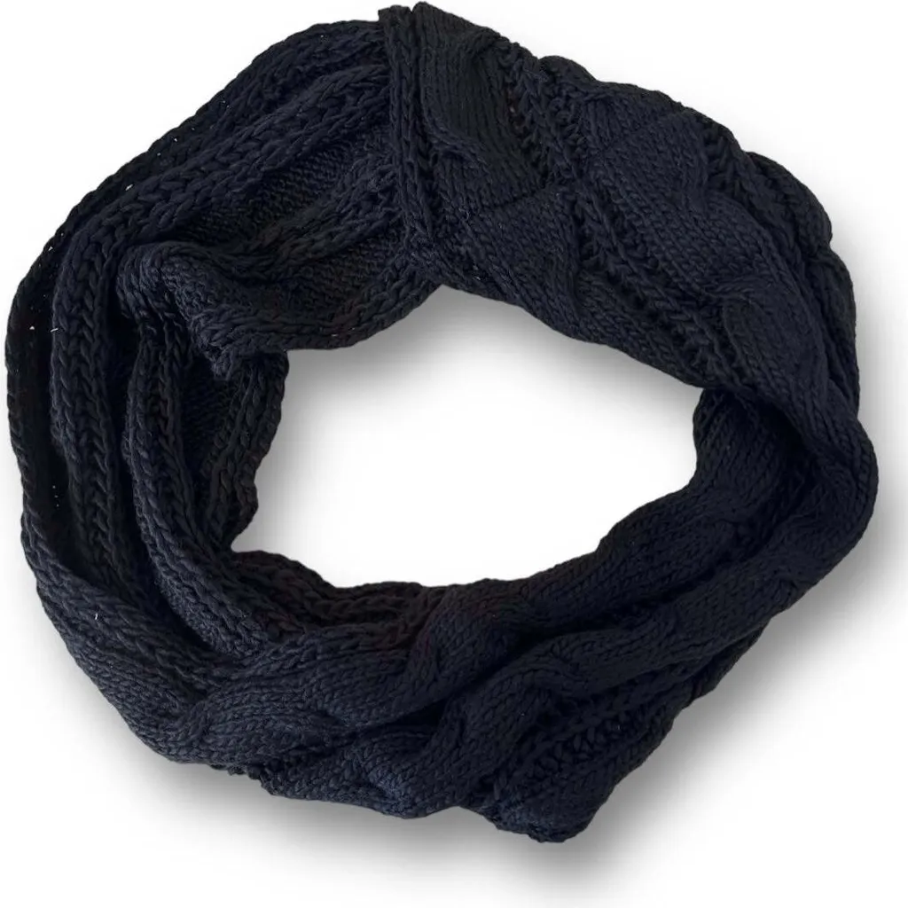 Sciarpa ad Anello Nera con Motivo a Maglia - Accessorio Donna Invernale