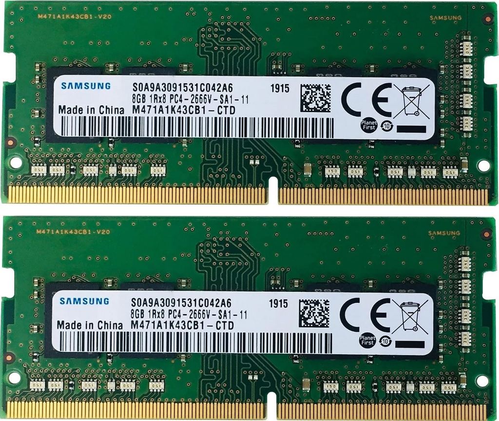 Two Samsung RAM modules are shown against a light gray background.