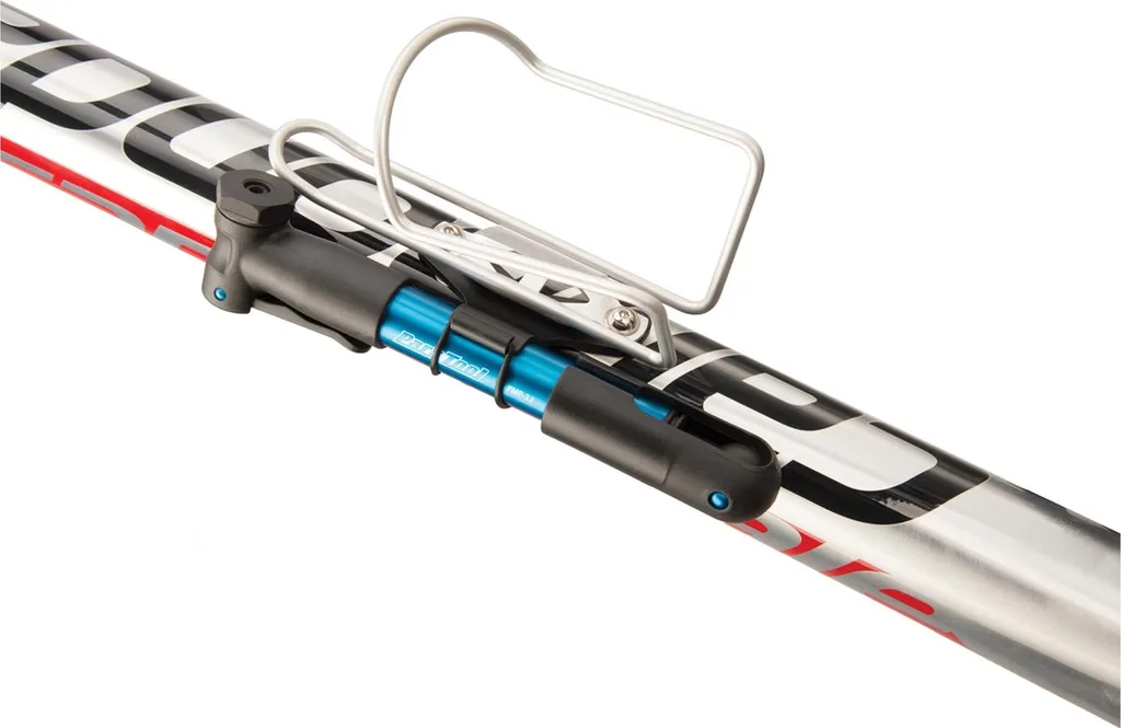 Mini Pompe PMP-3 Noir Micro Format pour Éviter les Pannes de Vélo - 6