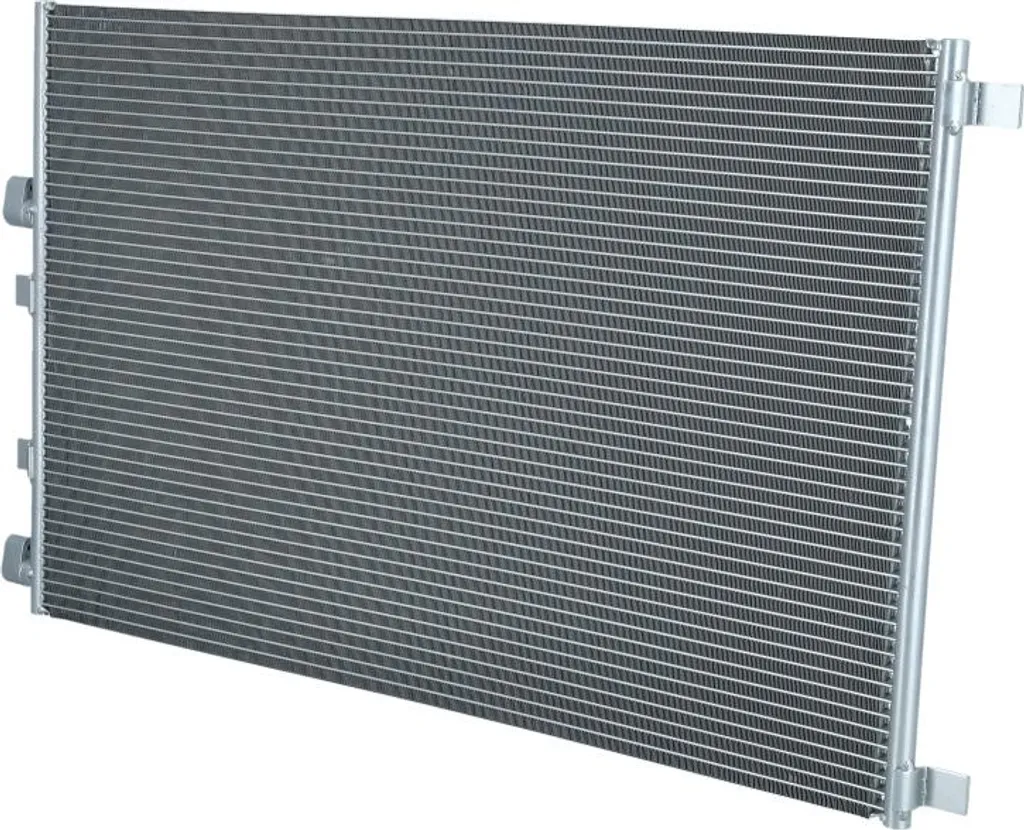 NRF 35913 Condenseur de Clim Robuste avec Traitement Anti-Corrosion