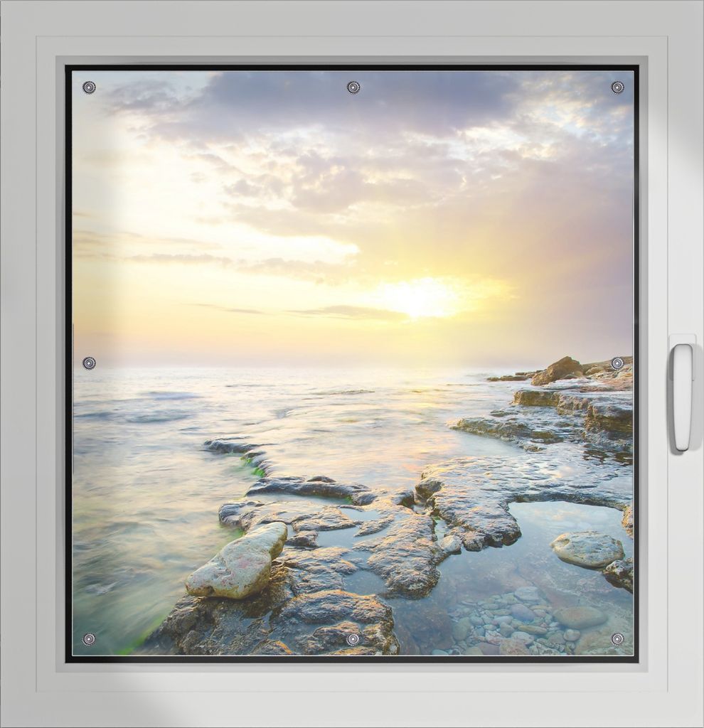 Wallario Lichtschutzbild, Dekorativer Sichtschutz Sonnenschutz 96 x 100 cm mit Motiv: Sonnenuntergang über dem Meer - Verdunklung ohne Bohren