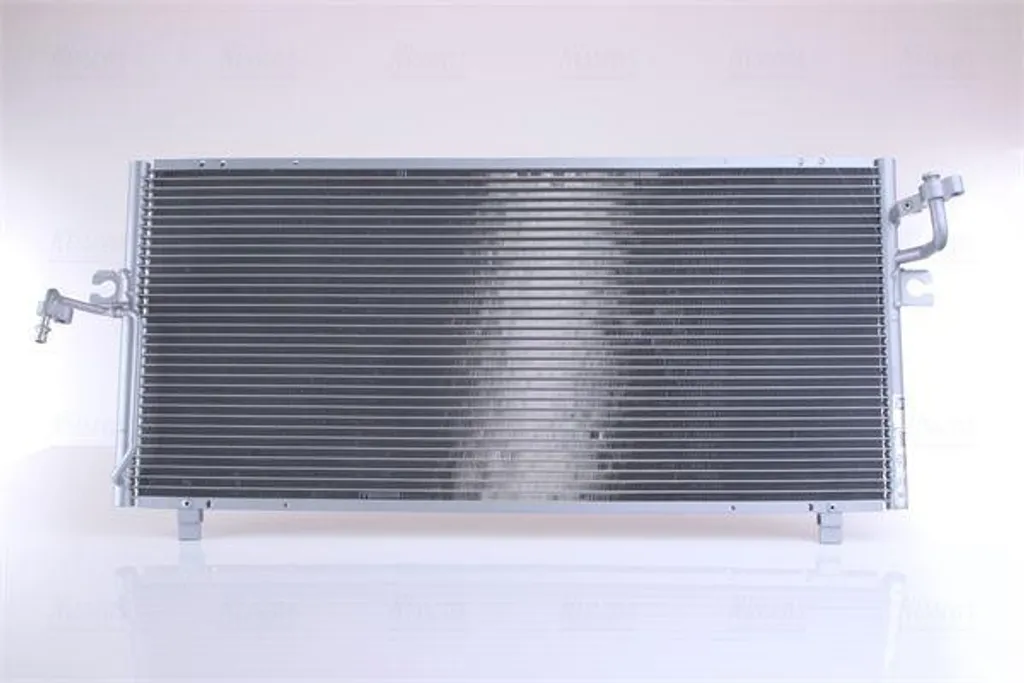 Condenseur NISSENS 94299 pour Primera - Référence OE 921102F000 Neuf