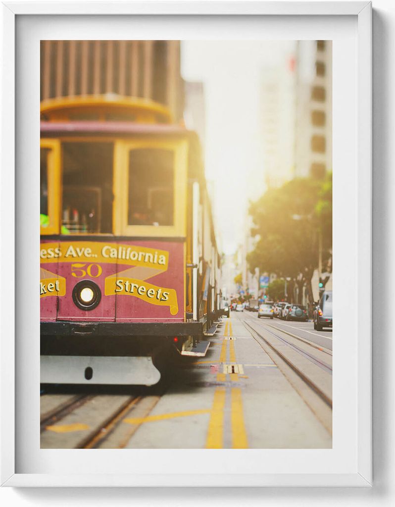 Straßenbahn in San Francisco– Wandbild mit Rahmen – Gerahmtes Bild – Wanddekoration – 60x80 cm – Weiß Rahmen