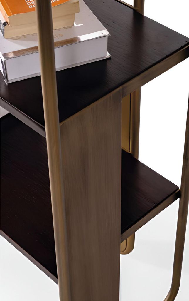 Designer-Bücherregal im modernen Stil mit goldfarbenem Metallrahmen