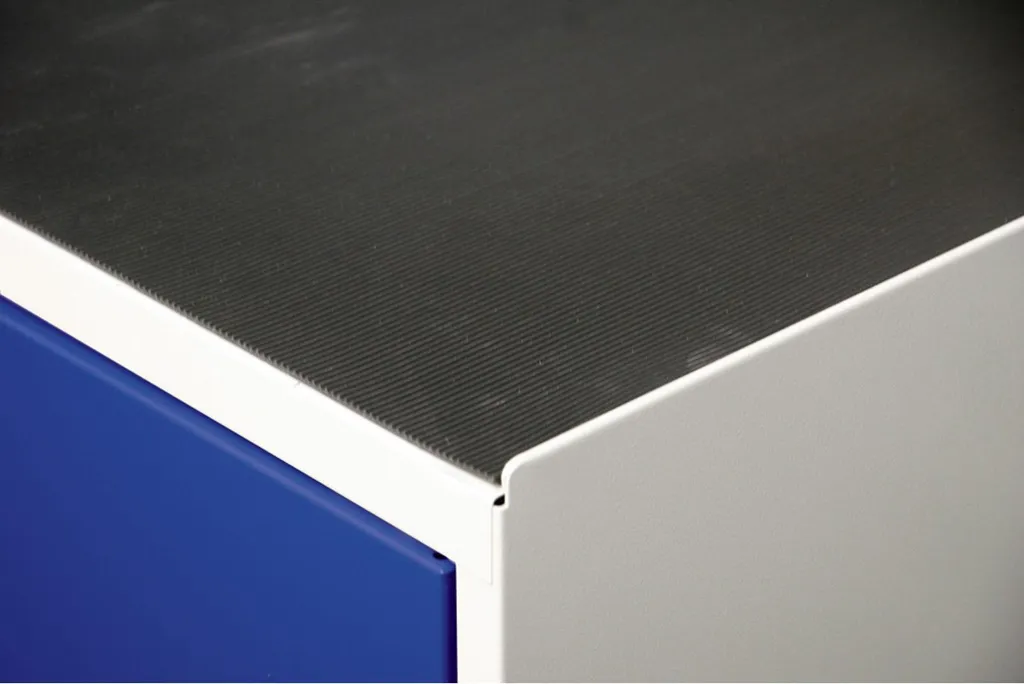 Support Caoutchouc Strié 1000mm Résistant pour Armoire Stumpf 3002050