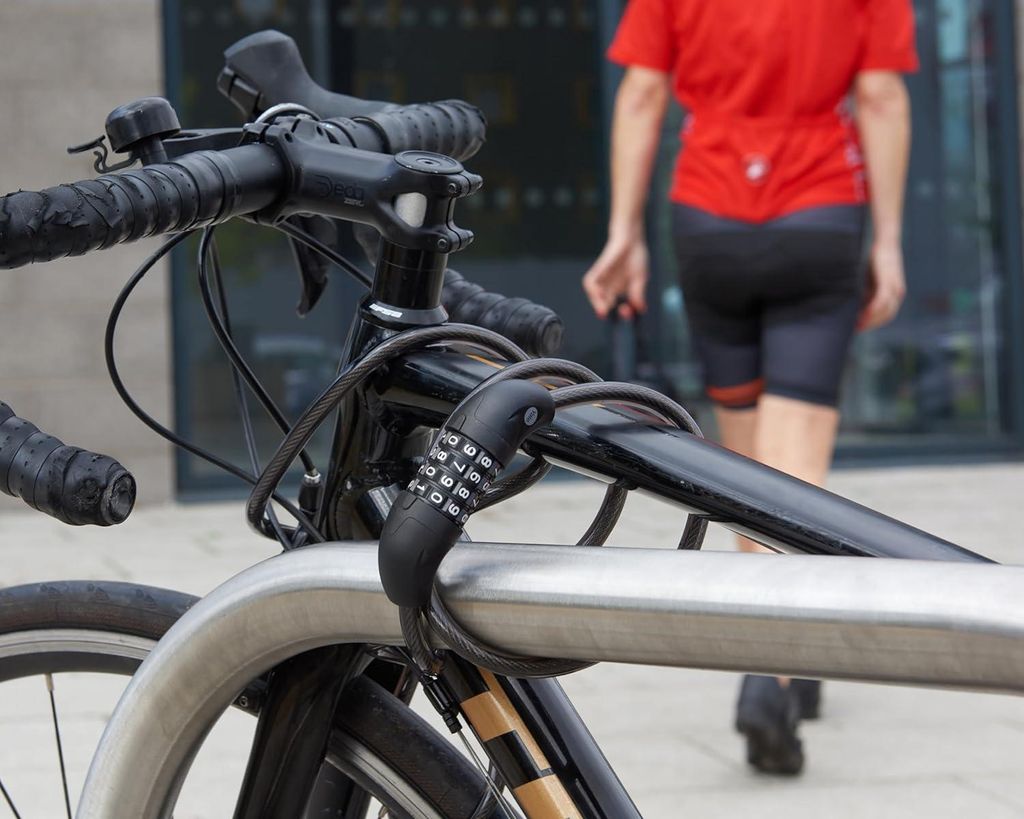 Nachhaltiges Fahrrad Kabelschloss mit Zahlenschloss - Geflochtenes Stahl - 4-stelliger Code - Korrosionsbeständig - Fahrradschloss HalterUNG INBEG...