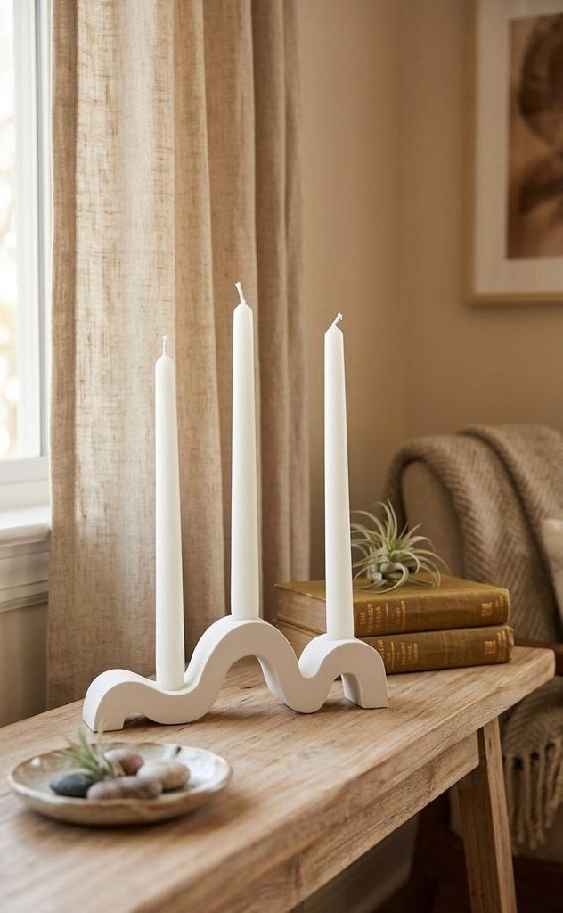 Evila Originals, Hochwertiges Kerzenständer-Set (6 Teile), Weiß, 8 x 23 cm & 24 x 2 cm | 100% Paraffinwachs, Baumwolldocht, Duftneutral | Perfekt...
