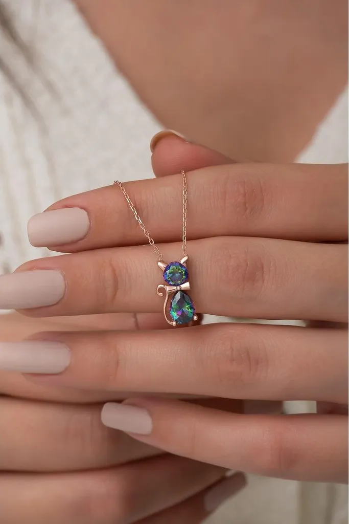 Pendentif Chat en Argent et Topaze Mystique, Bijou Femme Or Rose Chic