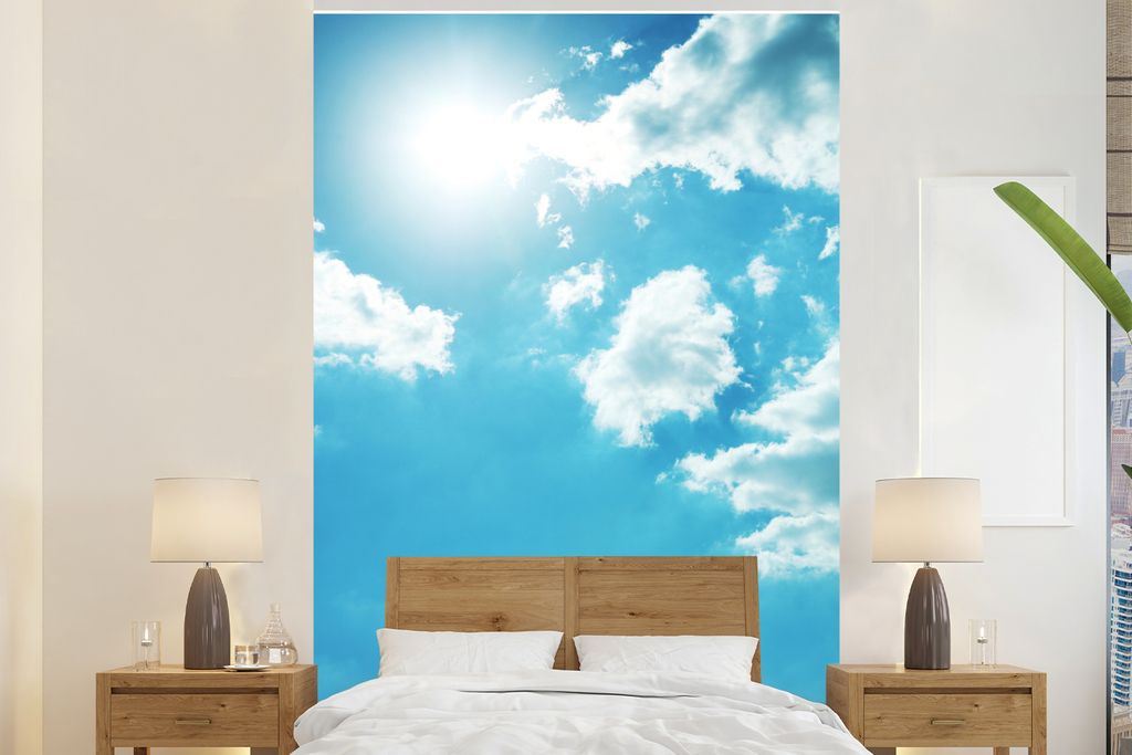 MuchoWow Fototapete für Wohnzimmer oder Schlafzimmer Wandtapete Vinyl Motivtapete Sonne am bewölkten Himmel - 200x300 cm - Wanddekorationen