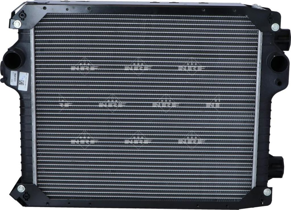 Kühler Motorkühlung Kühlrippen gelötet 596 - 526 mm Alu NRF für u.a. CASE IH