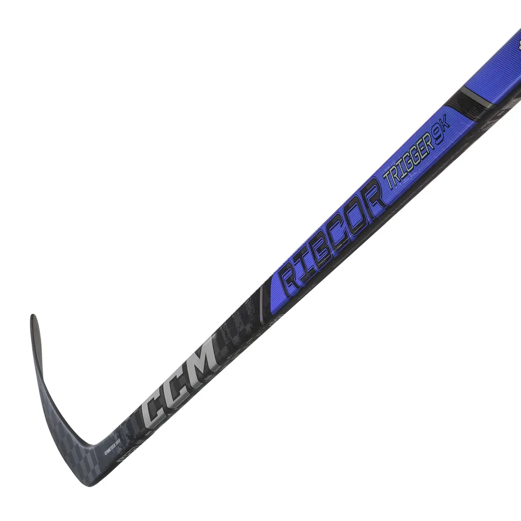 Crosse CCM Ribcor Trigger 9K profil low kick rigide pour gaucher - 3