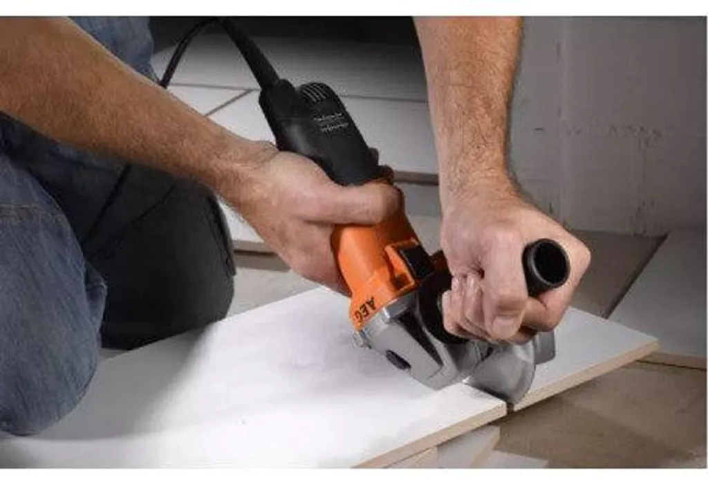Meuleuse d'angle pour rénovation de maison et découpe de métaux - 4