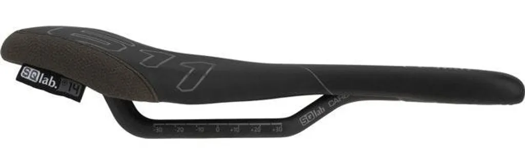 Selle VTT SQLAB 611 Ergowave Carbon noir pour longues distances et XC