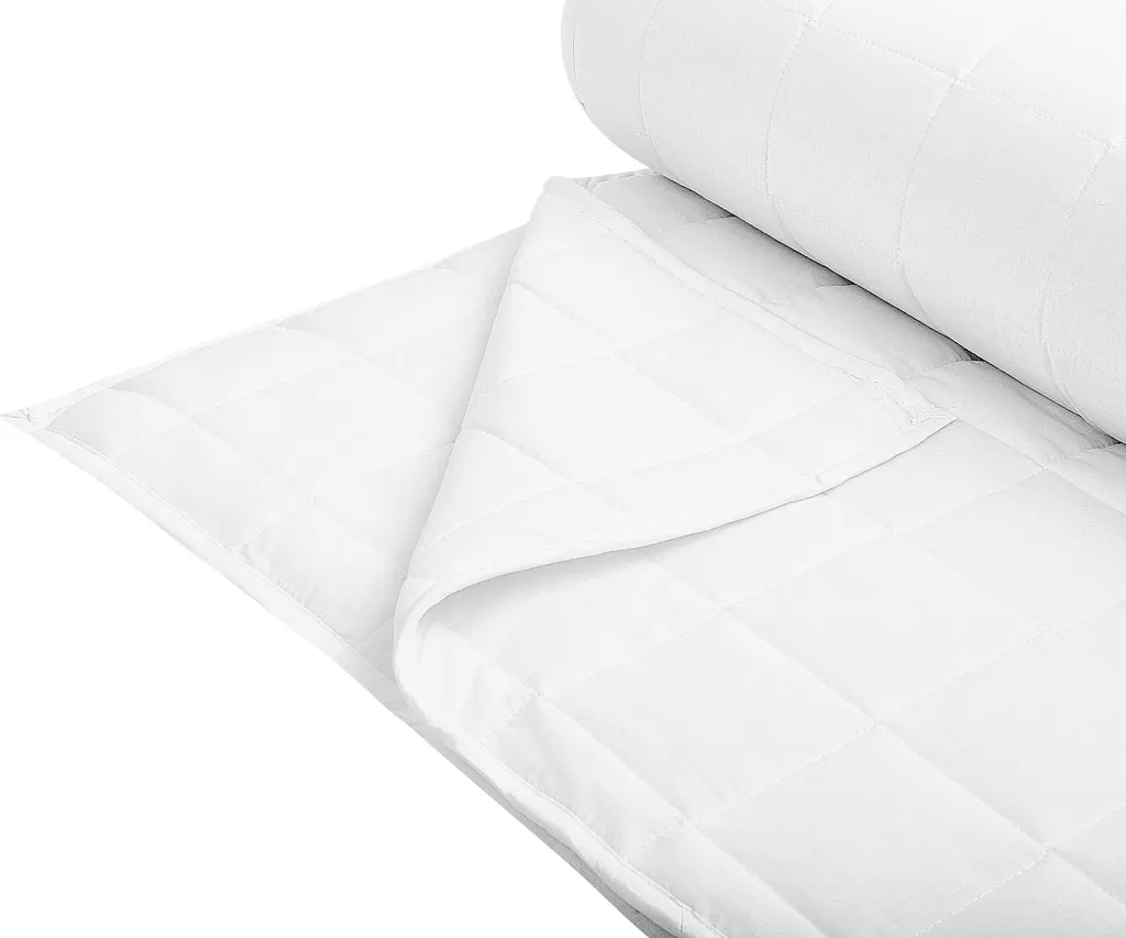 Couette double épaisseur 200x220 cm Korab isolante et grand confort