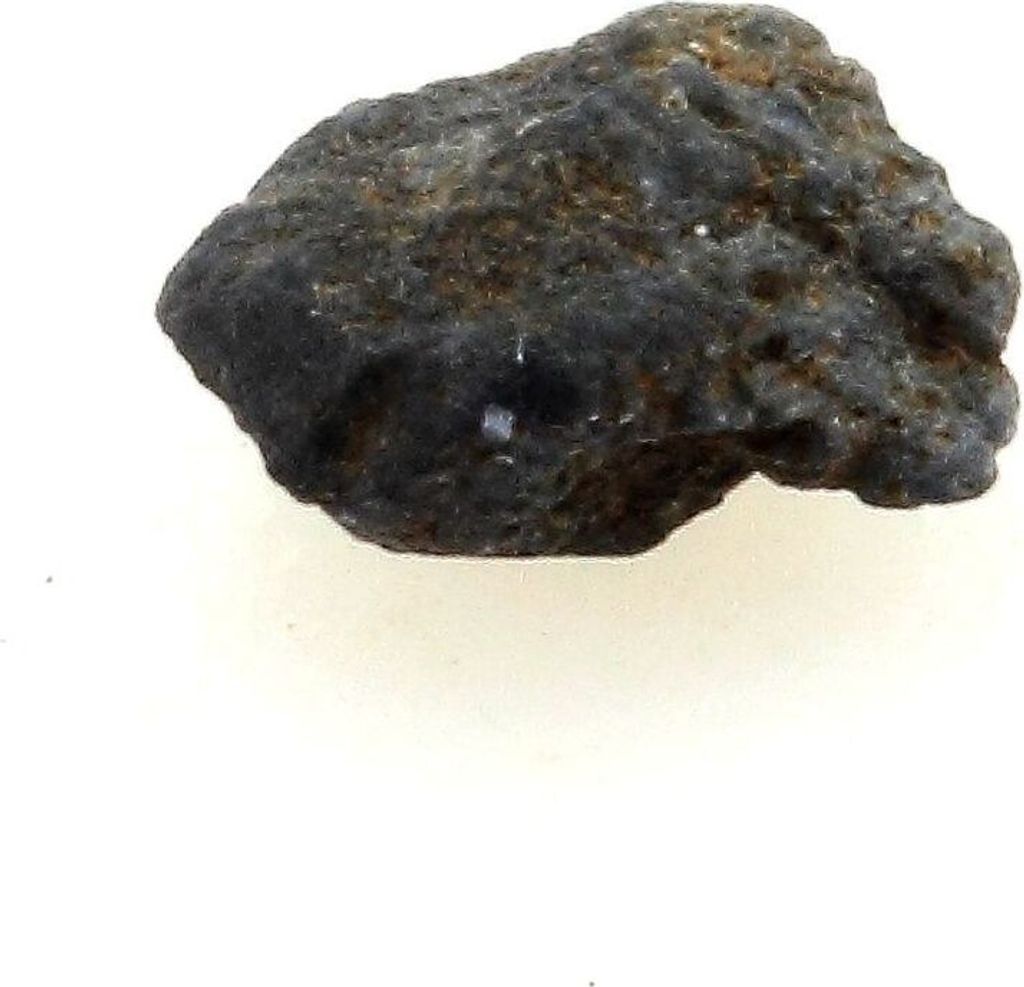 Benitoit 0,180 Karat