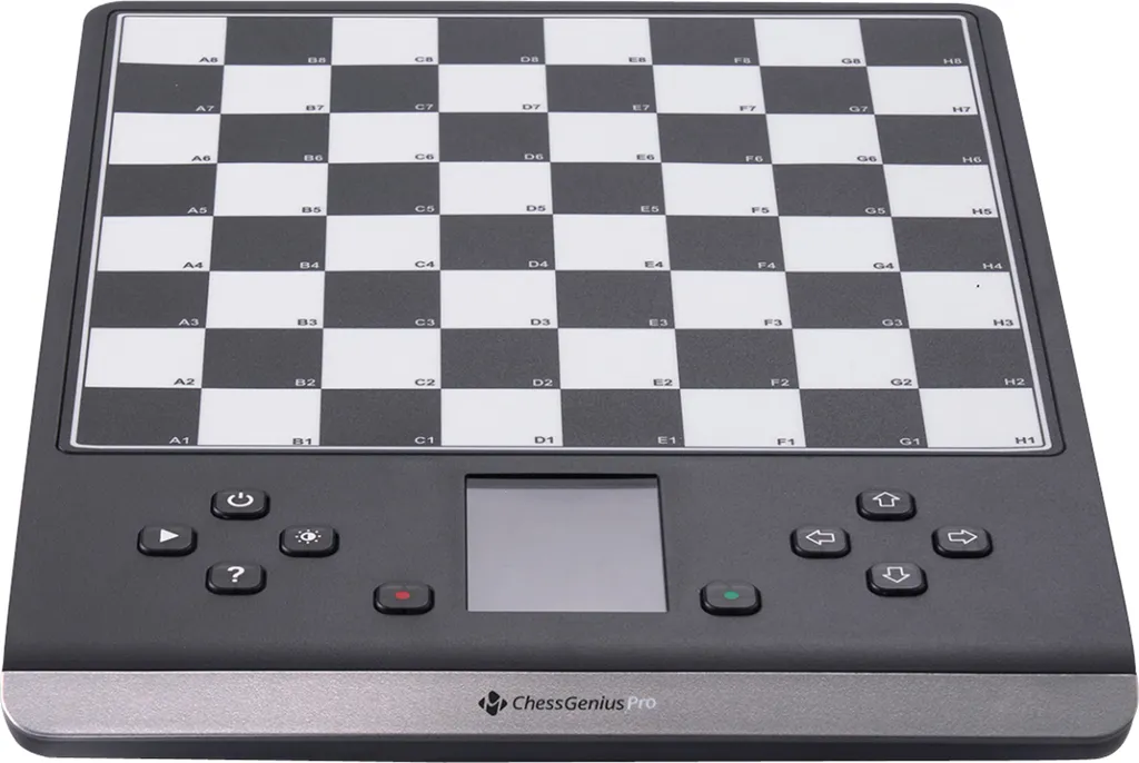 Apprendre et Progresser aux Échecs avec le Millennium Chess Genius Pro 2024 - 11