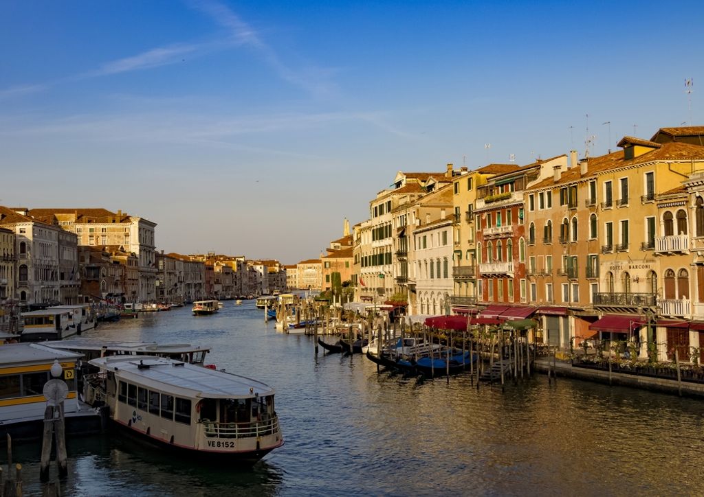 hansepuzzle 51570 - Venedig Puzzle, 260 Teile, Reisen, 41,0 x 28,0cm mit hochwertiger Aufbewahrung, Kartonbox und wiederverschließbarem Beutel