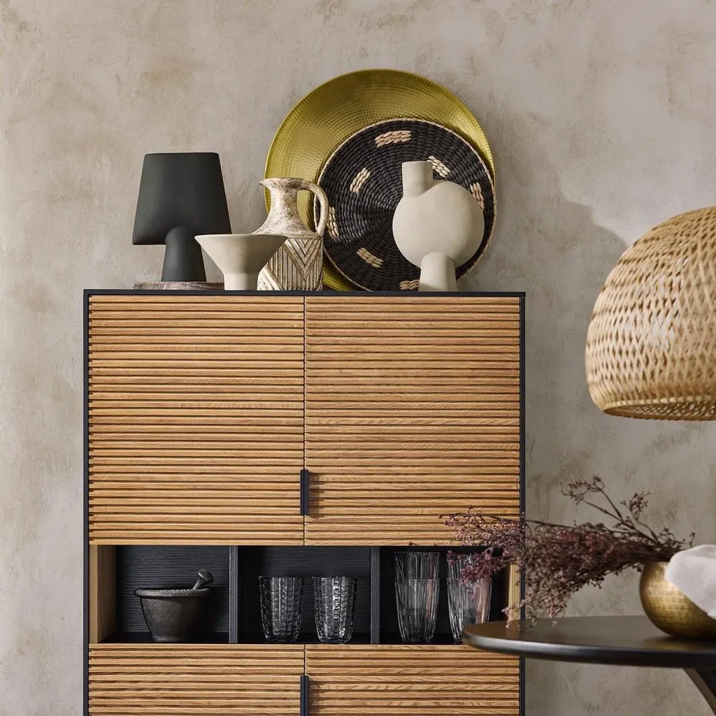 Optimiser votre Espace : Buffet Bas SoBuy 4 Portes pour Rangement Net - 4