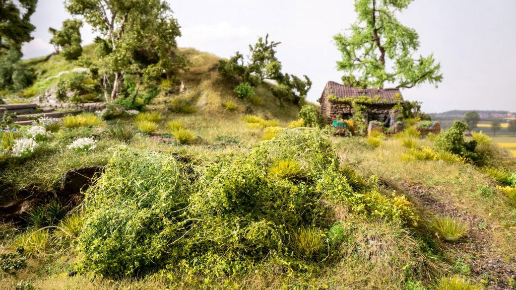 NOCH PROFI Buschwerk mittelgrün, perfekt für realistische Büsche, 40 g für die Spurweiten H0, TT, N, Z ideal zum Modellieren